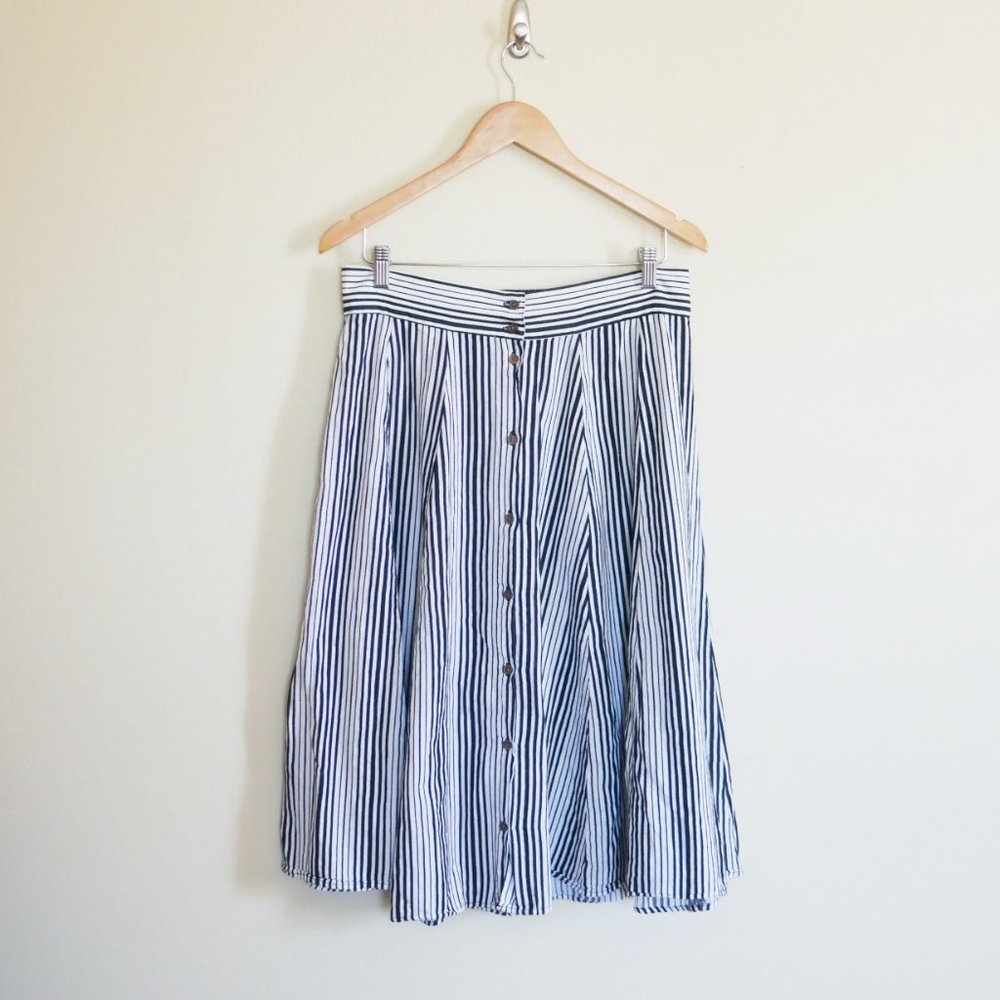 Universal Thread Striped Midi Skirt Size L